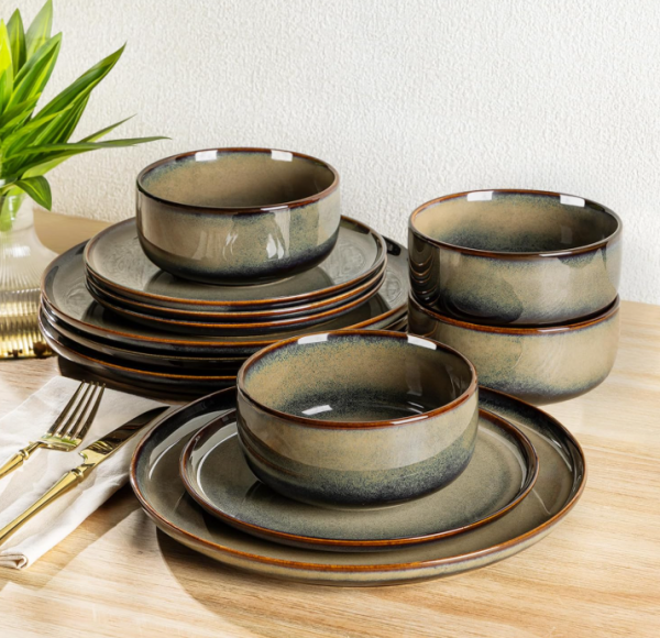 Handmade Reactive Glaze Ceramic Dinnerware Set for 4