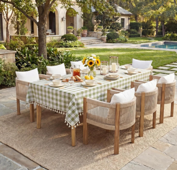 Checkered Linen Cotton Tablecloth with Tassels – Sage Green