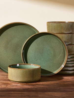 Handcrafted Reactive Glaze Stoneware Dinnerware Set – Moss